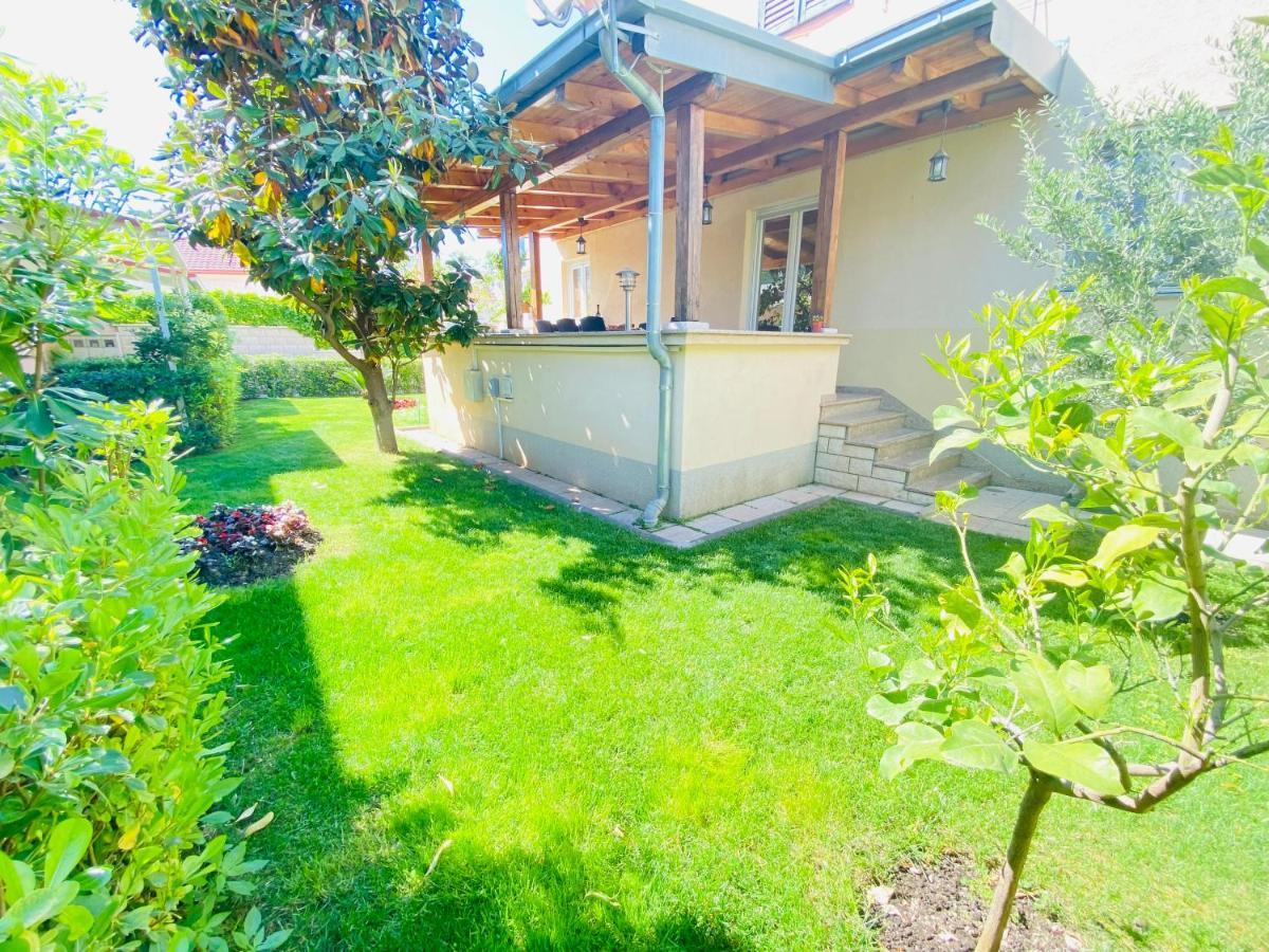 Santa Lucia Apartment Split Exterior foto